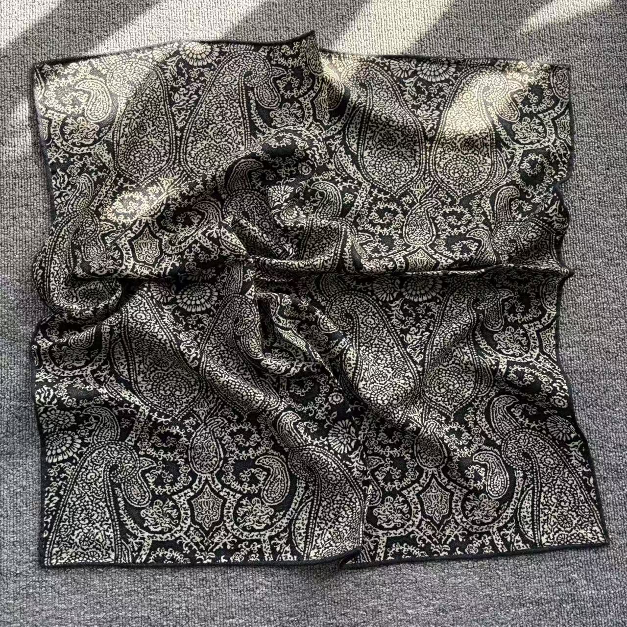 (舒适有品质．佩斯利)桑蚕丝羊毛手工卷边中方巾女装饰