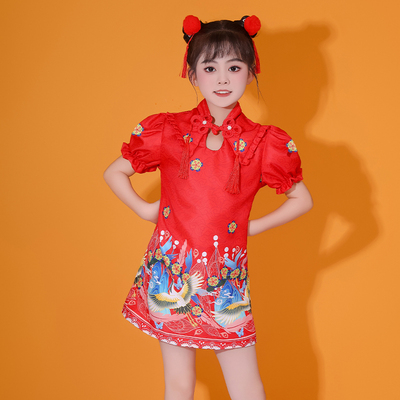 灯笼拜年幼儿舞蹈表演服中国风