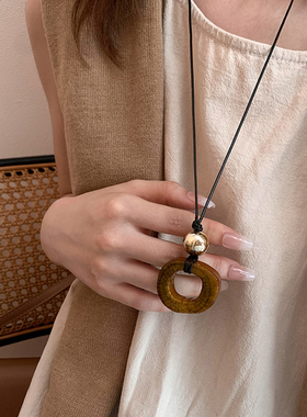 高级感复古长款项链女小众设计秋冬毛衣链挂绳吊坠2025新款百搭跨