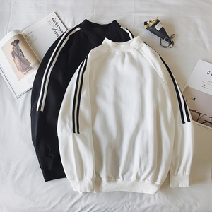 港风圆领套头卫衣