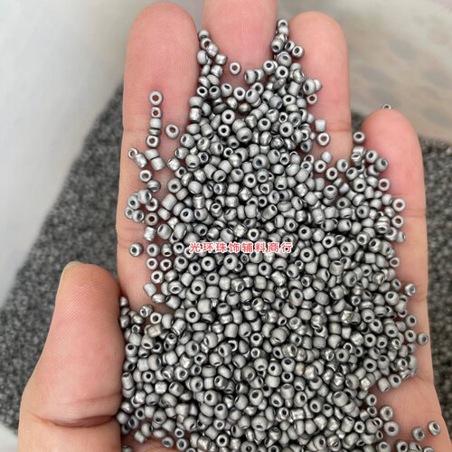 不褪色2mm3mm电镀哑光古银色玻璃米珠手工串珠材料磨砂银灰色珠子