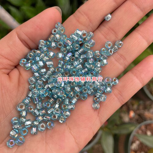 仿进口米珠 多尺寸2mm方孔银心彩浅蓝色米珠玻璃散珠DIY饰品631#