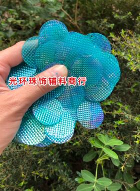 新款亮片 20mm30mm圆形边孔压纹彩蓝色亮片 DIY饰品珠片 耳环亮片