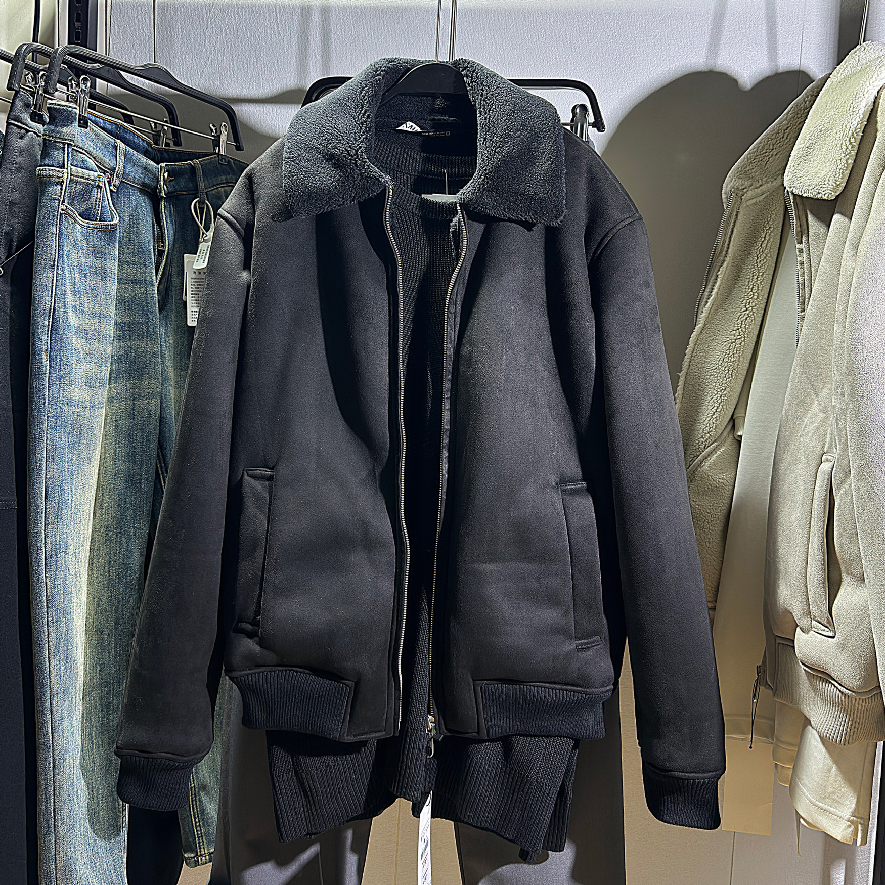 ZA男装厚冬季抓绒棉服绒面质感