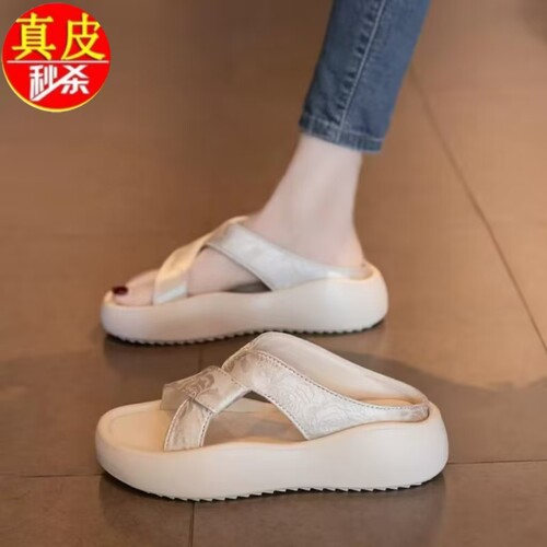 国风印花真皮凉拖鞋女夏外穿2025新款厚底休闲沙滩鞋孕妇一脚蹬