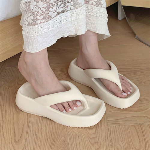 夏季时尚百搭外穿防滑夹脚凉拖鞋