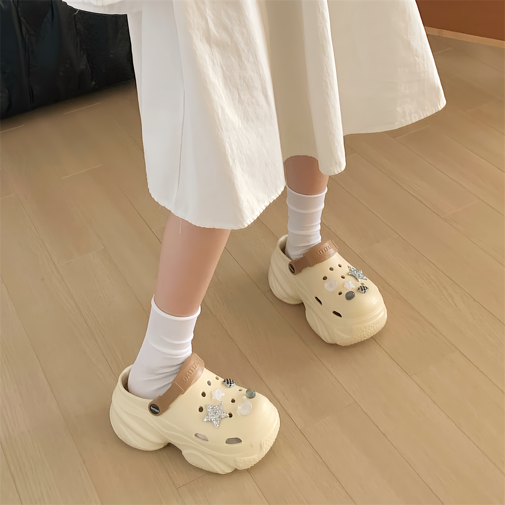 夏季甜酷五角星辣妹风拼色洞洞鞋