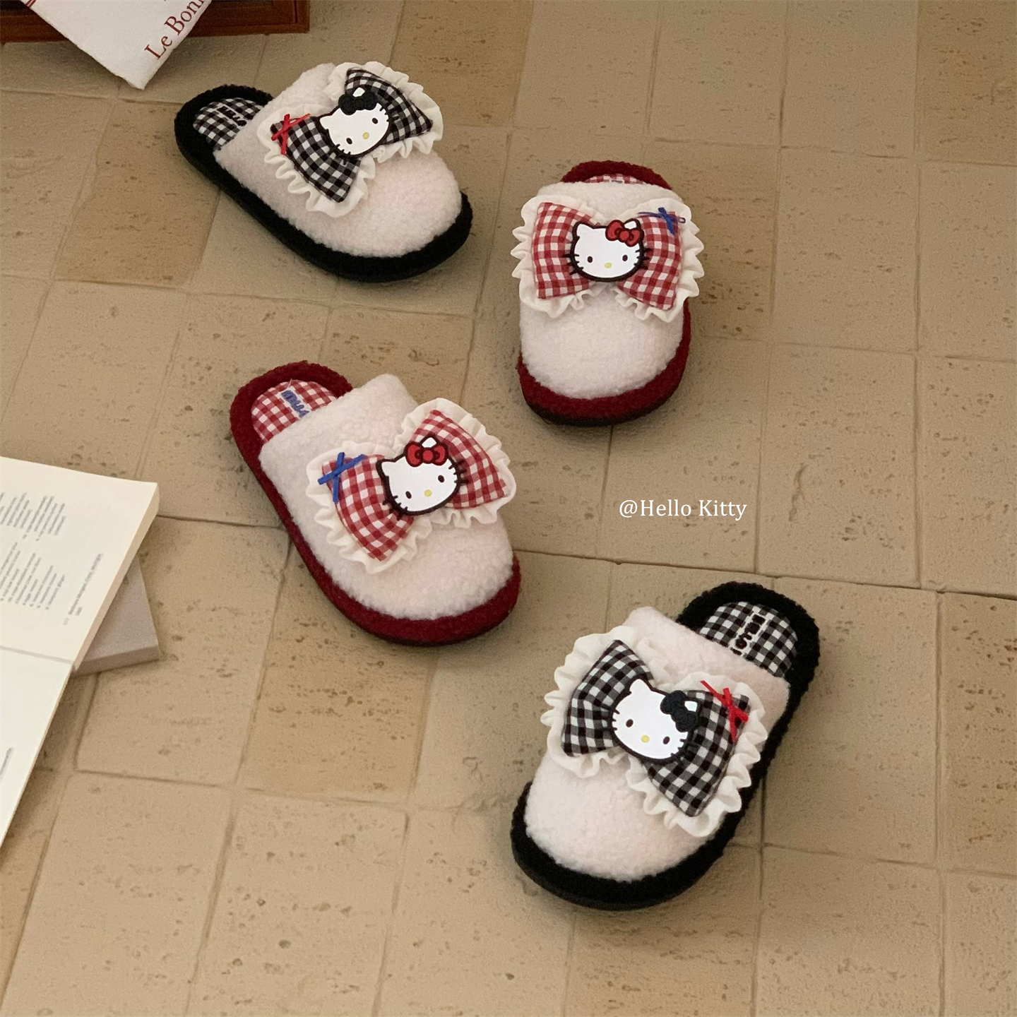 新款防滑卡通棉拖鞋正版HelloKitty软底秋冬季百搭可爱月子鞋女士