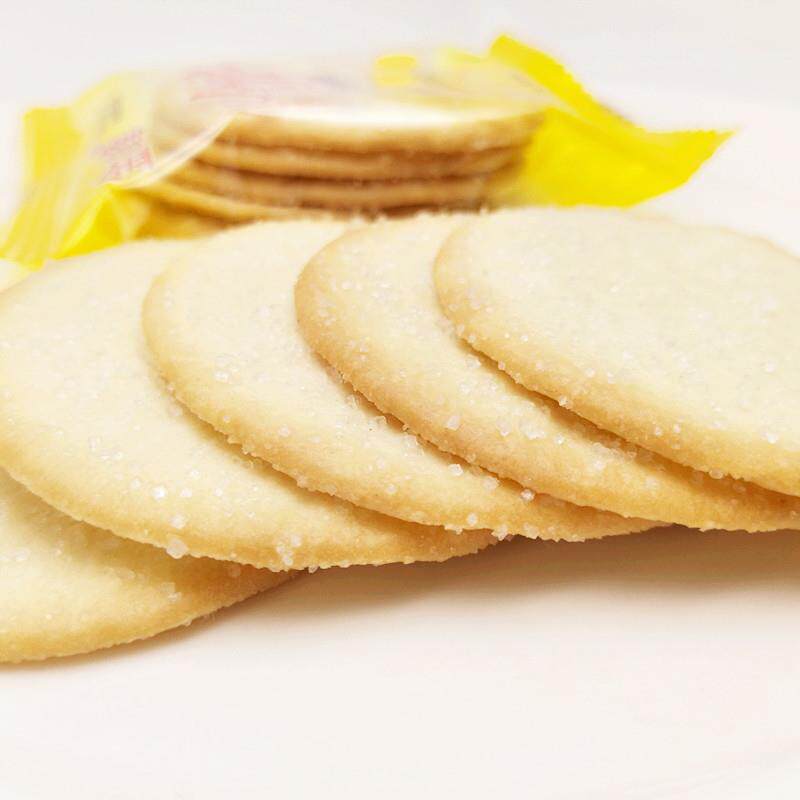 现货香蕉薄脆白糖饼干整箱散称独立小包装办公休闲甜零食品巧