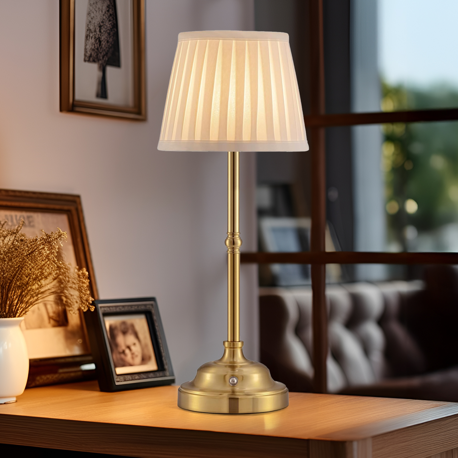 奶油风北欧简约充电布罩台灯桌灯餐桌氛围灯高级感卧室床头小夜灯