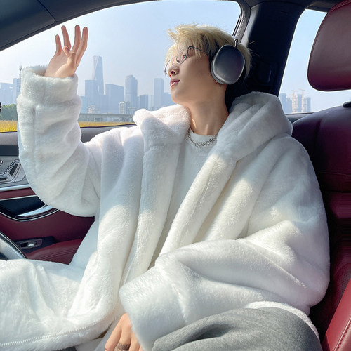 白色禁欲系仿兔毛棉衣男棉服外套