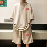 卡其色