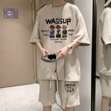 卡其色