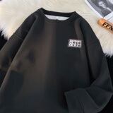 黑色