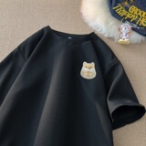 黑色