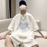 白色