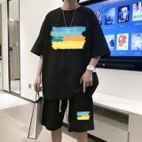黑色