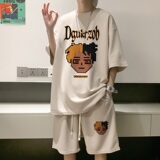 卡其色