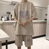 卡其色