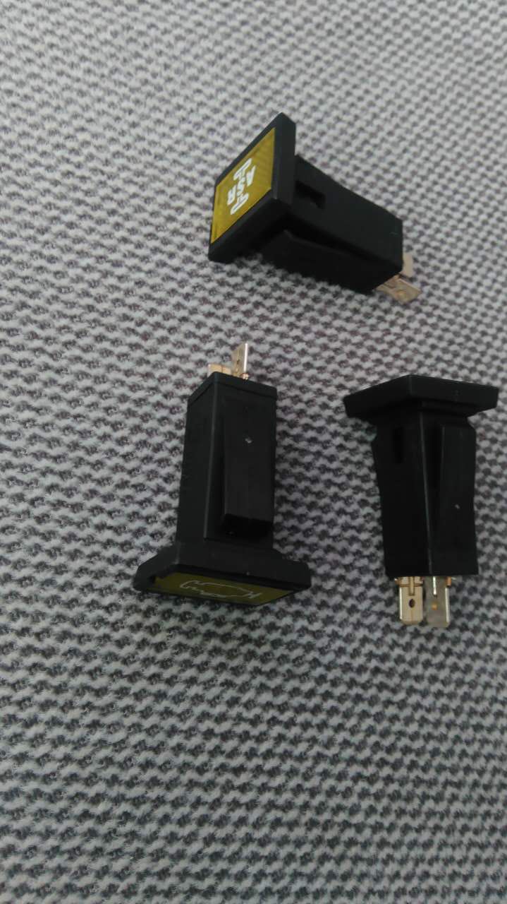 北奔重卡北方奔驰仪表灯座 北奔老款仪表台指示灯仪表灯亮度旋钮