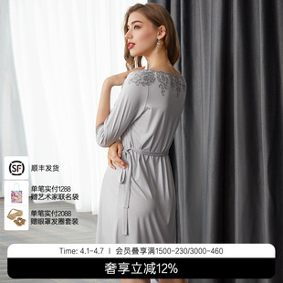 莫代尔纤维中长睡裙LC44SC1 LACLOVER兰卡文Lovestory七分袖