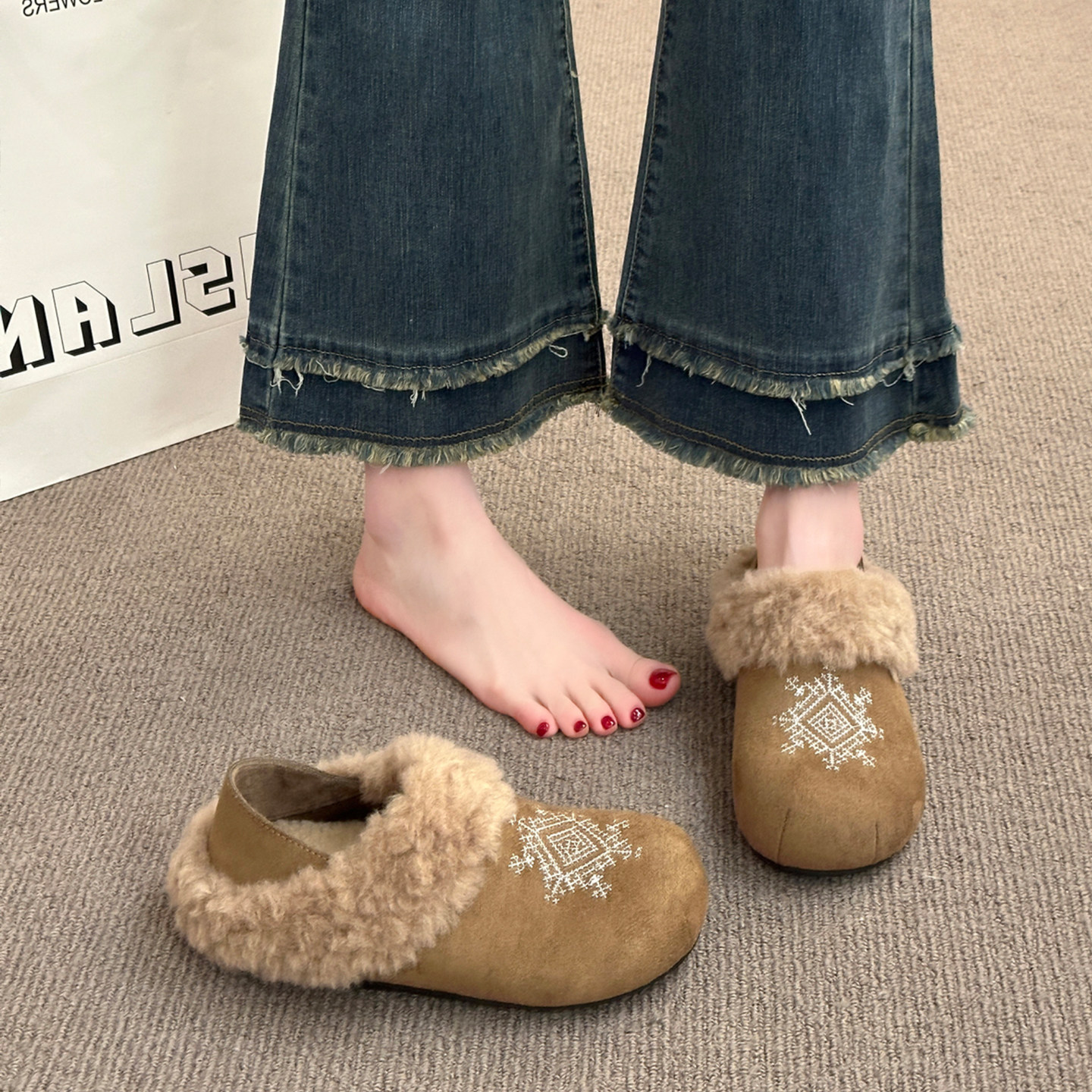 刺绣复古全包厚底加绒勃肯鞋女