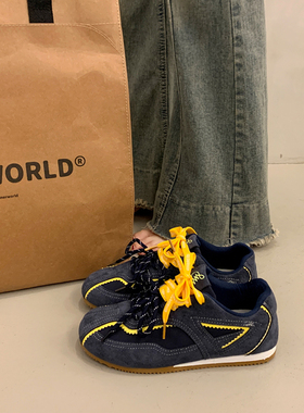 复古平底红色德训鞋女款2026秋季新款百搭超火圆头休闲运动阿甘鞋