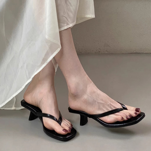 小众设计方头夹脚人字拖女夏