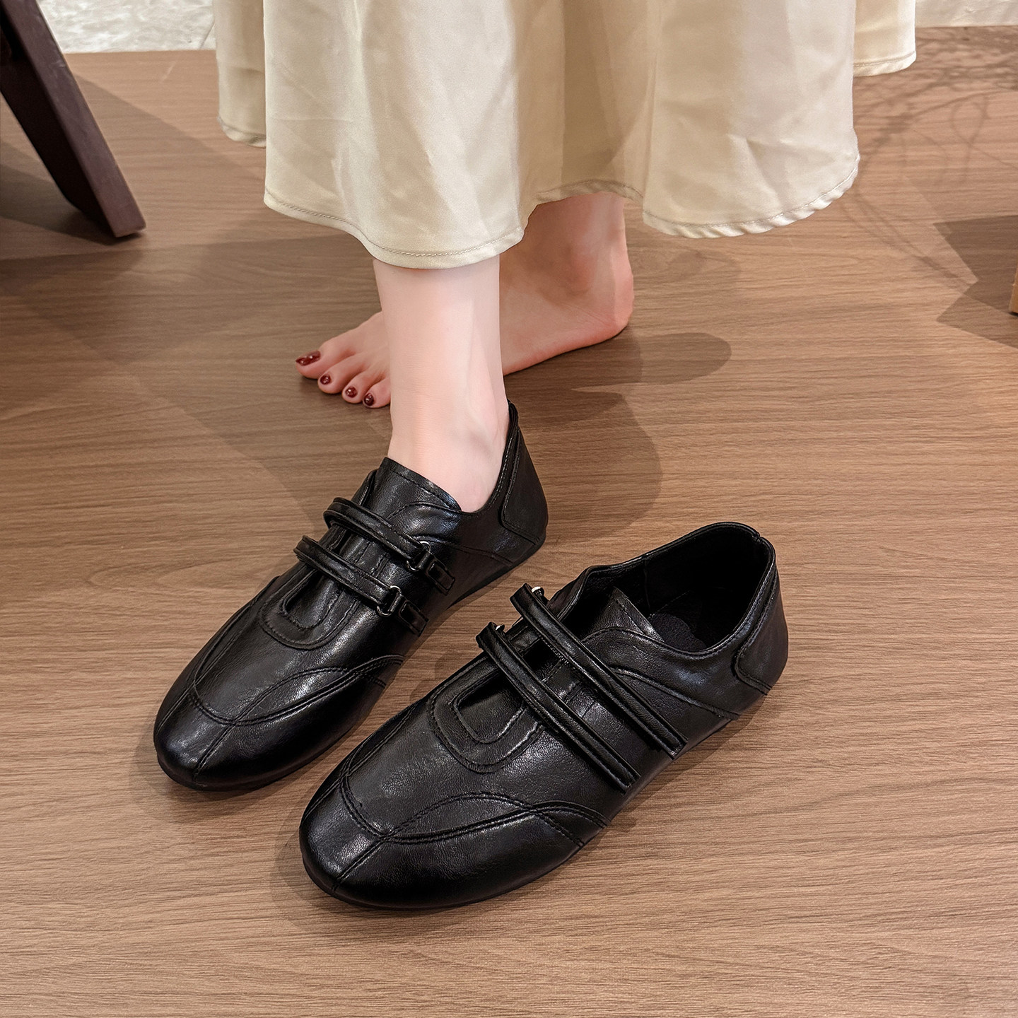 法式气质百搭乐福鞋女2026新款秋季jk单鞋配裙子小皮鞋黑色德训鞋