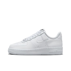 Nike/耐克Air Force 1女子白色空军一号板鞋 FB8251-100 WH仓