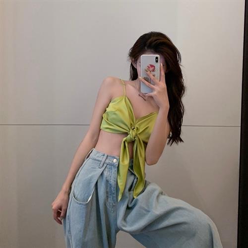 吊带泫雅风同款上衣女性感夏季外穿设计感裹胸绿色抹胸辣妹背心潮