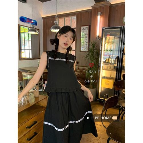 PPHOME赫本甜心~夏装搭配一整套木耳花边无袖背心上衣黑色半身裙