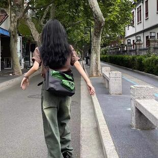 胖mm直筒显瘦宽松阔腿拖地长裤 大码 女春秋2024新款 复古绿色牛仔裤