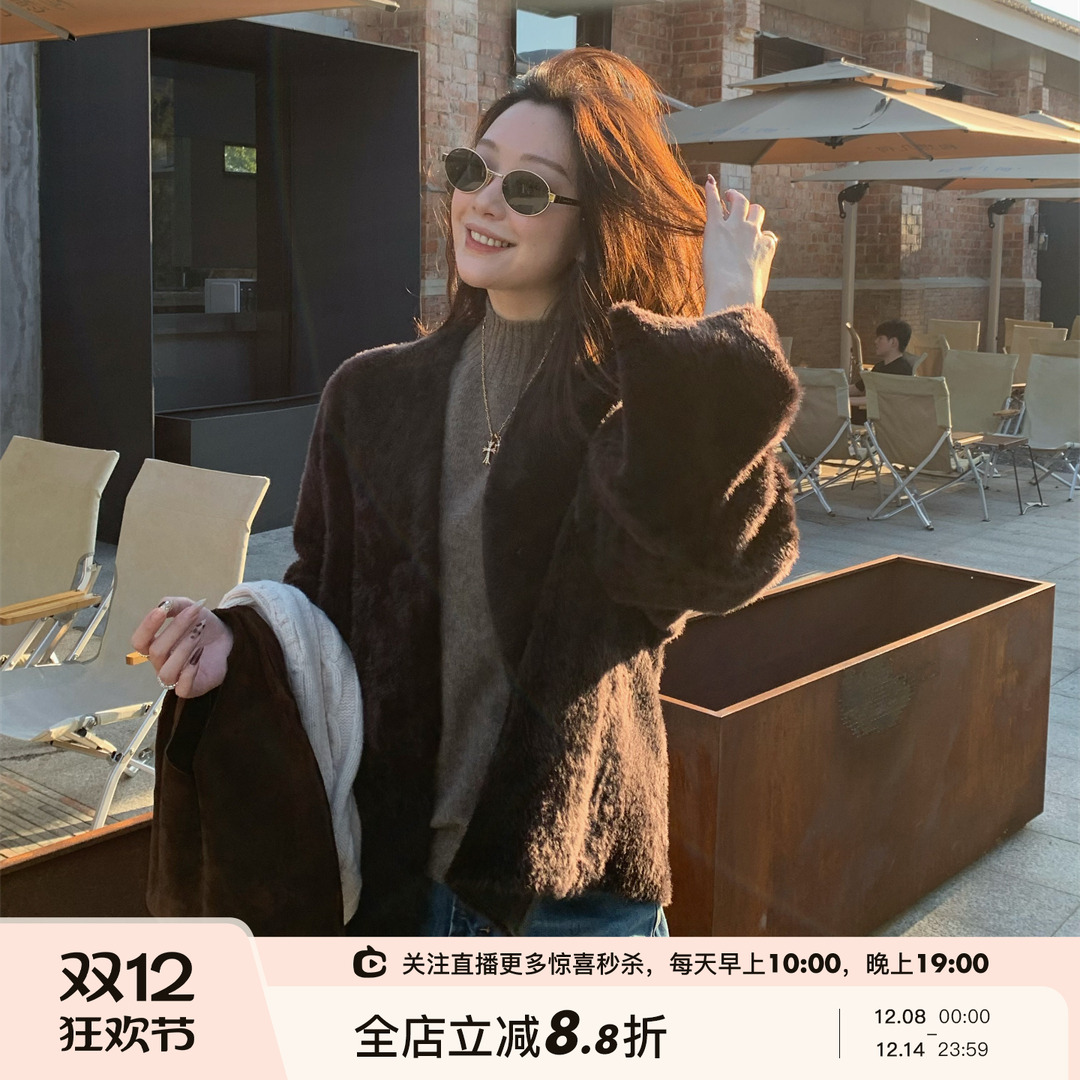 羊皮毛一体两色皮草外套