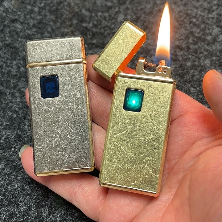 油电混合打火机 充电煤油打火机 触摸式感应点火打火机 包邮