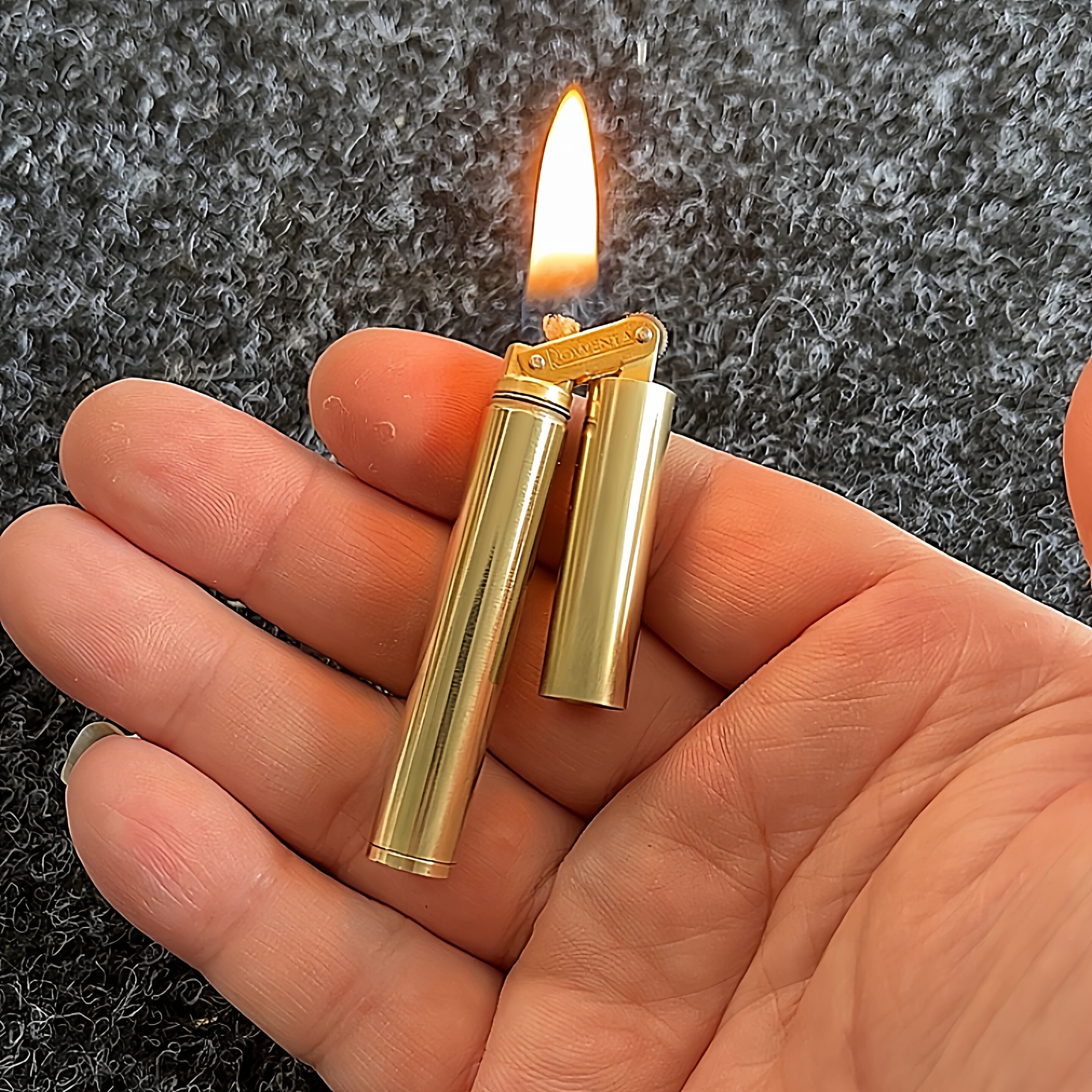 细款黄铜手工煤油打火机 砂轮复古怀旧打火机 包邮送火石棉线