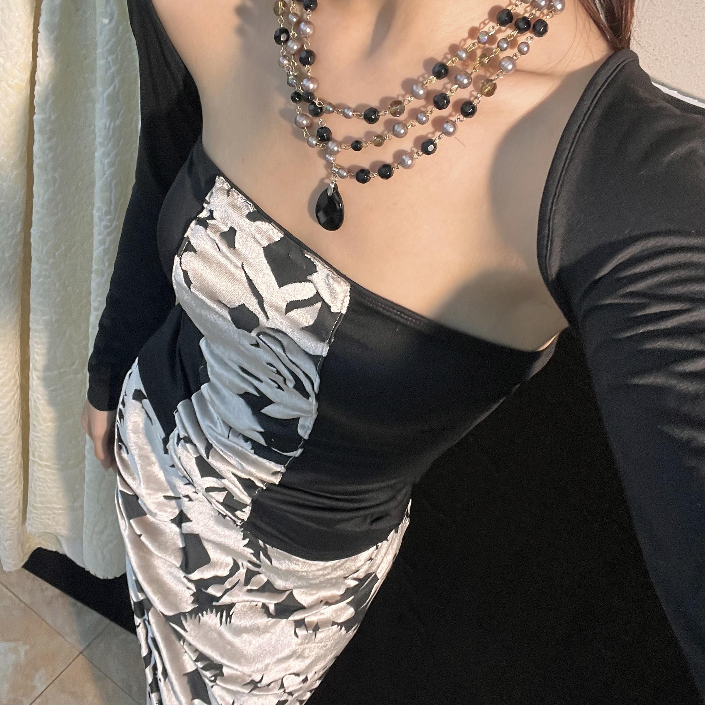 吊坠秀场冷淡风设计师质感连衣裙