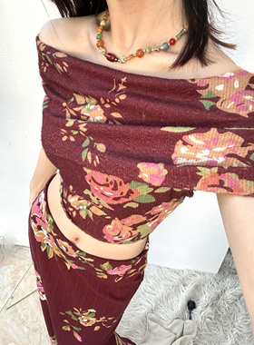 热门复活ANTIMOON县城美学自由造型多穿一字肩露背艺术辣妹上衣