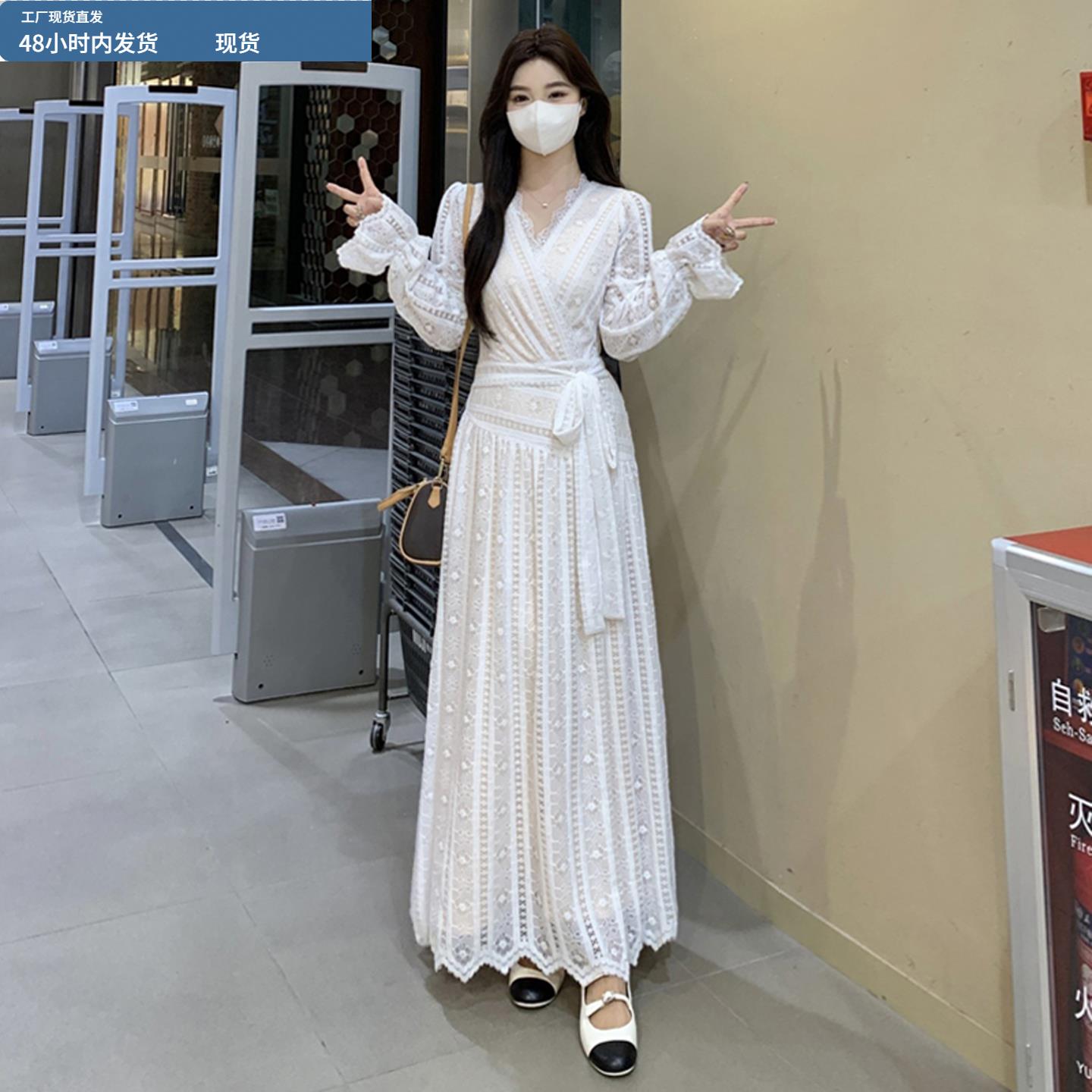 大码秋冬新款高级感法式复古温柔风气质显瘦超好看加绒蕾丝连衣裙