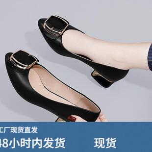 官网妈妈中跟单鞋女款2026年新款秋季新软皮软底粗跟浅口