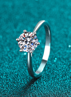 s925银镀18K金50分1克拉莫桑石925纯银镀pt950戒指女轻奢小众六爪