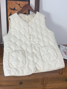 瑕疵品日单秋冬女士V领菱形格绗缝棉衣马甲保暖上衣轻便可机洗