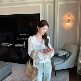 2026春季新款氛围感法式花朵飘带缎面长袖小衫(美好Time～)