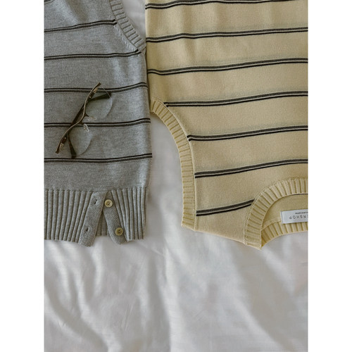 MOERSHOP  “很高智的减龄感”清爽条纹毛织圆领条纹背心马甲上衣