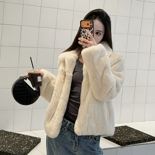 橙里冬新款进口整皮獭兔毛皮草女翻领小奶兔外套毛茸茸短款显瘦