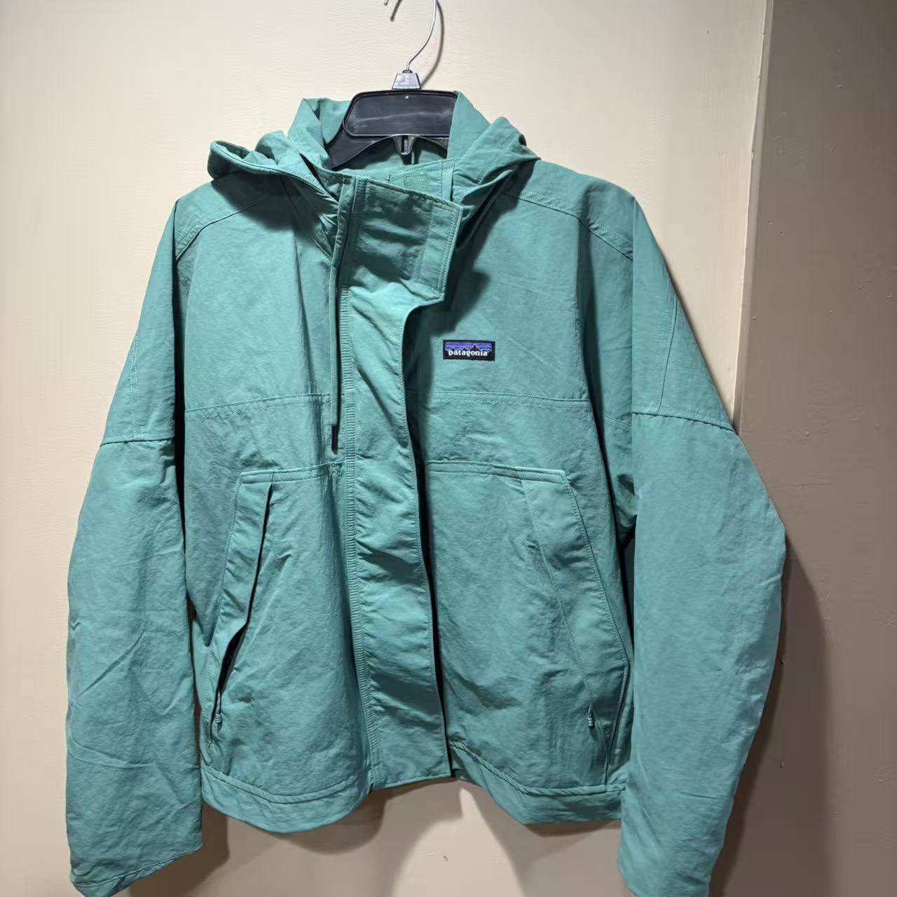 美国代购巴塔女士Skysail jacket防风水专柜连帽外套 原200美金