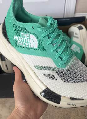 北面 THENORTHFACE女士巅峰高端碳板减震防滑透气低帮跑步鞋无盒
