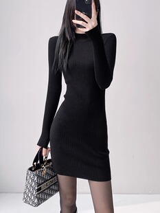 半高领针织连衣裙女2025秋冬季新款内搭修身收腰包臀打底毛衣短裙
