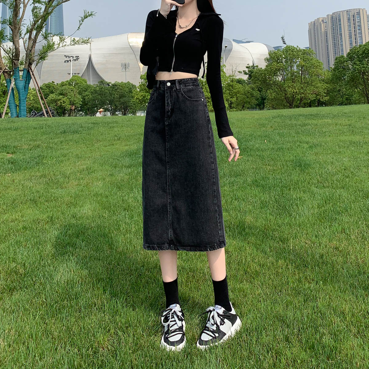 新品黑色中长款牛仔半身裙女2026年春秋新款小个子高腰显瘦a字包