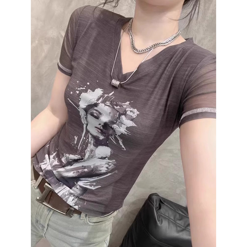 欧货网纱V领短袖T恤女夏季薄款纱衣气质修身弹力百搭半袖印花上衣